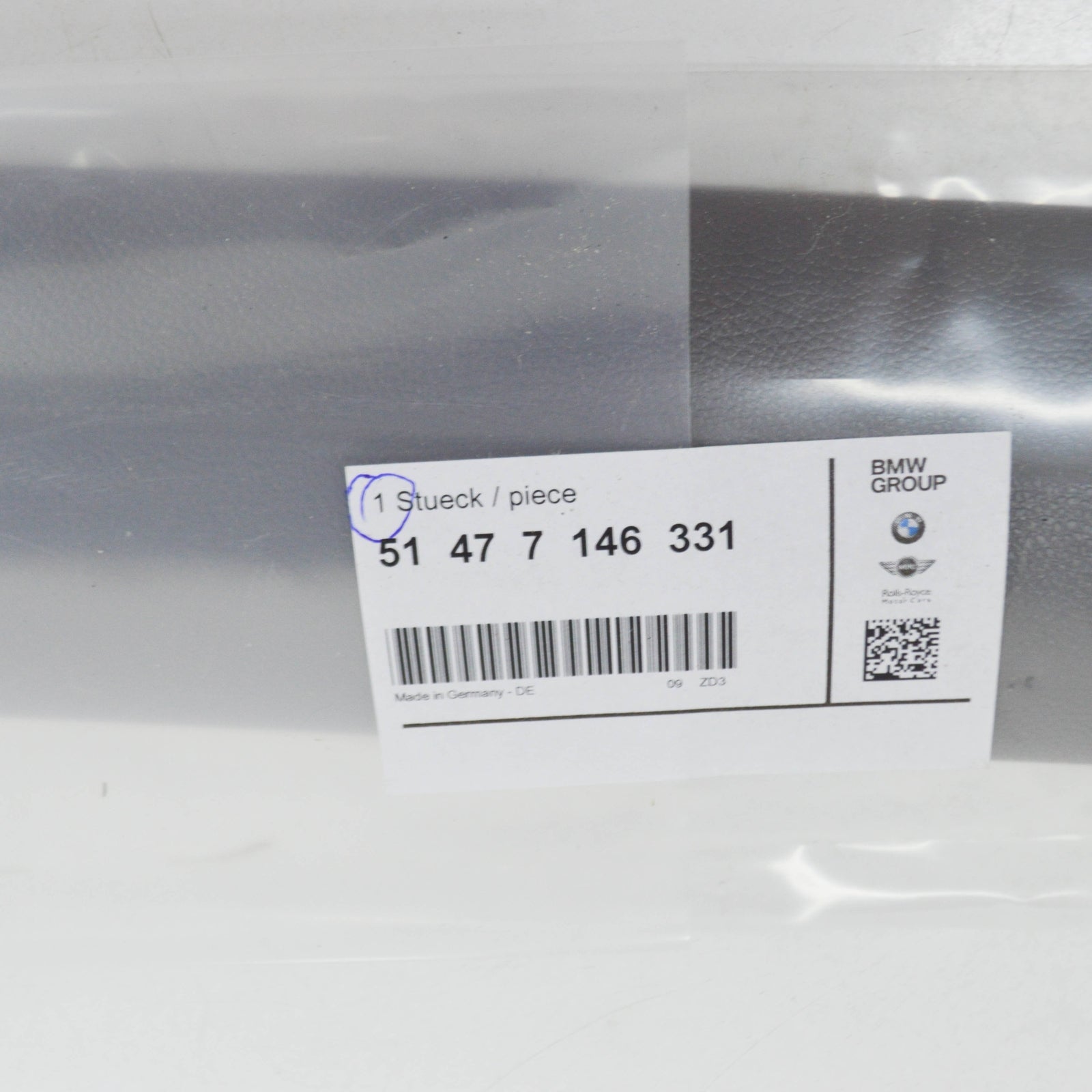 new bmw 3 e90 front entrance door sill strip 51477146331 original