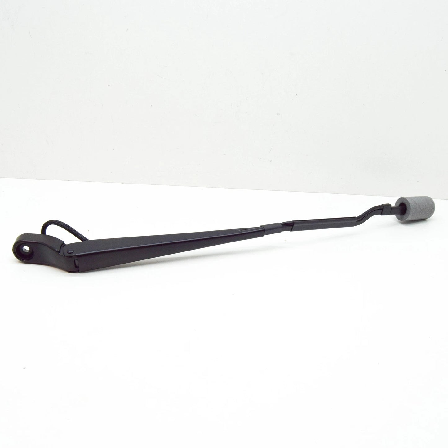 NEW MERCEDES-BENZ VITO W639 FRONT RIGHT WIPER ARM A0018205544 ORIGINAL