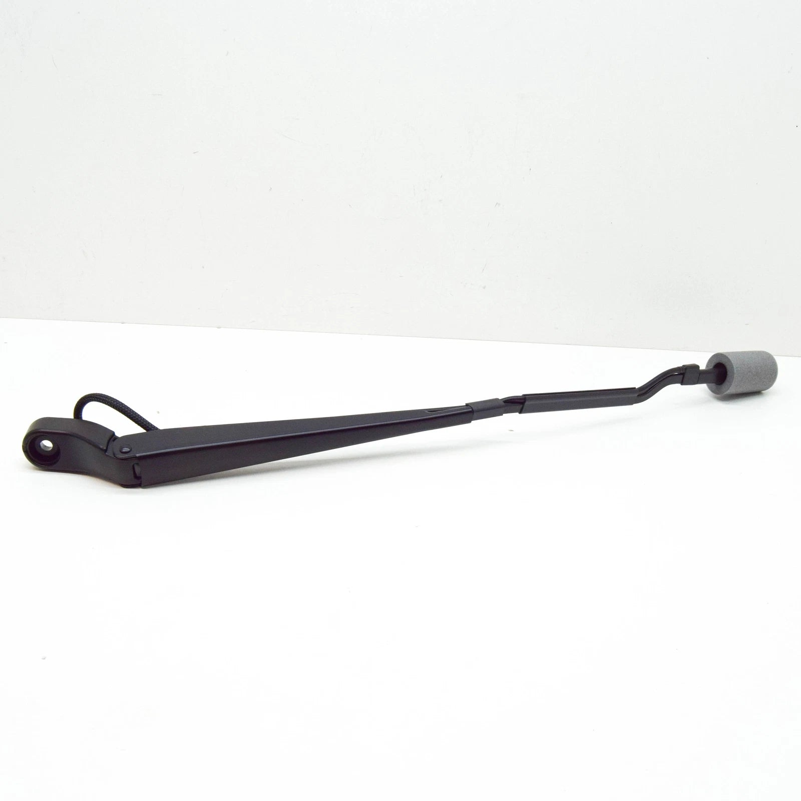 NEW MERCEDES-BENZ VITO W639 FRONT RIGHT WIPER ARM A0018205544 ORIGINAL