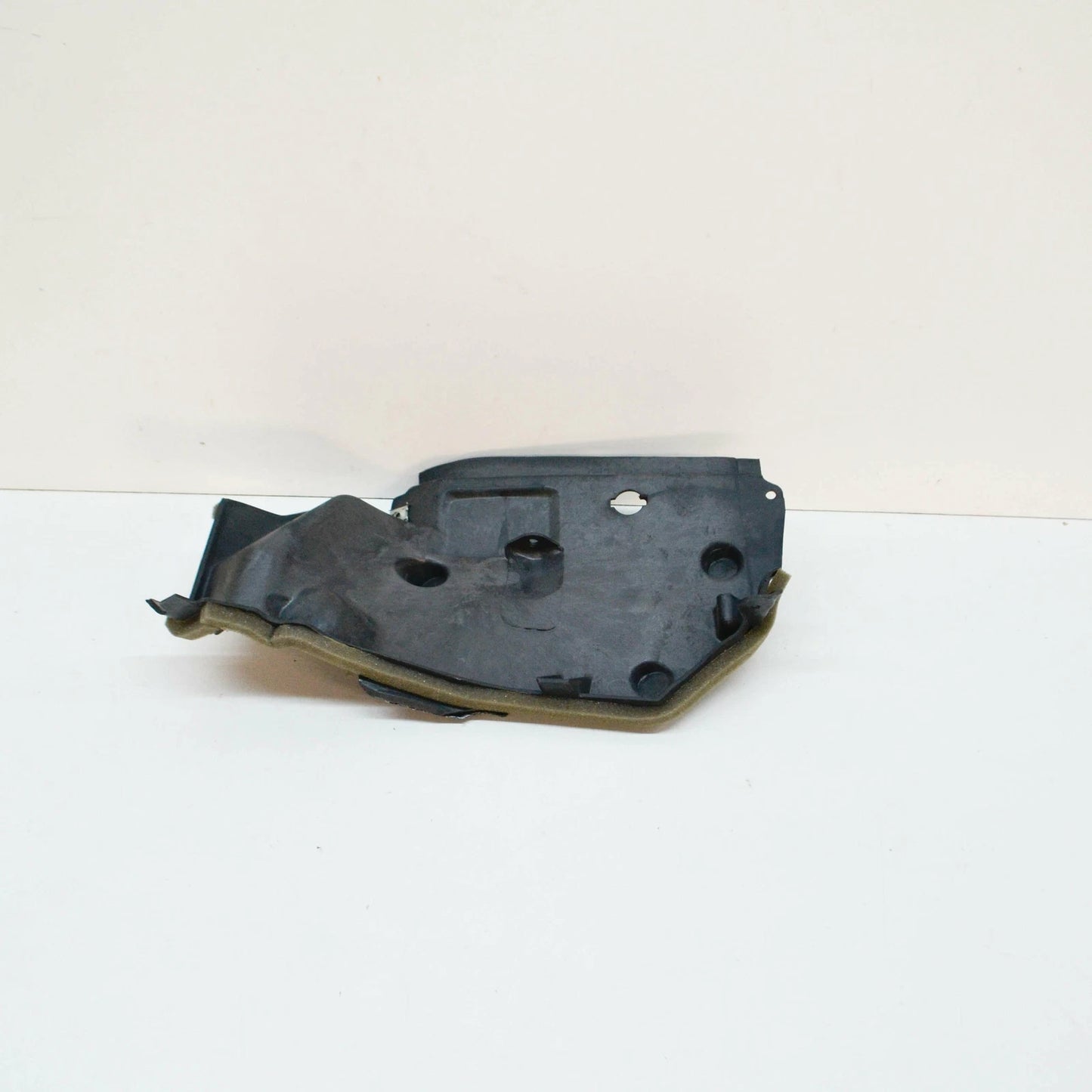 NEW BMW X3 F25 RIGHT ENGINE COMPARTMENT PARTITION 51717213664 7213664 ORIGINAL