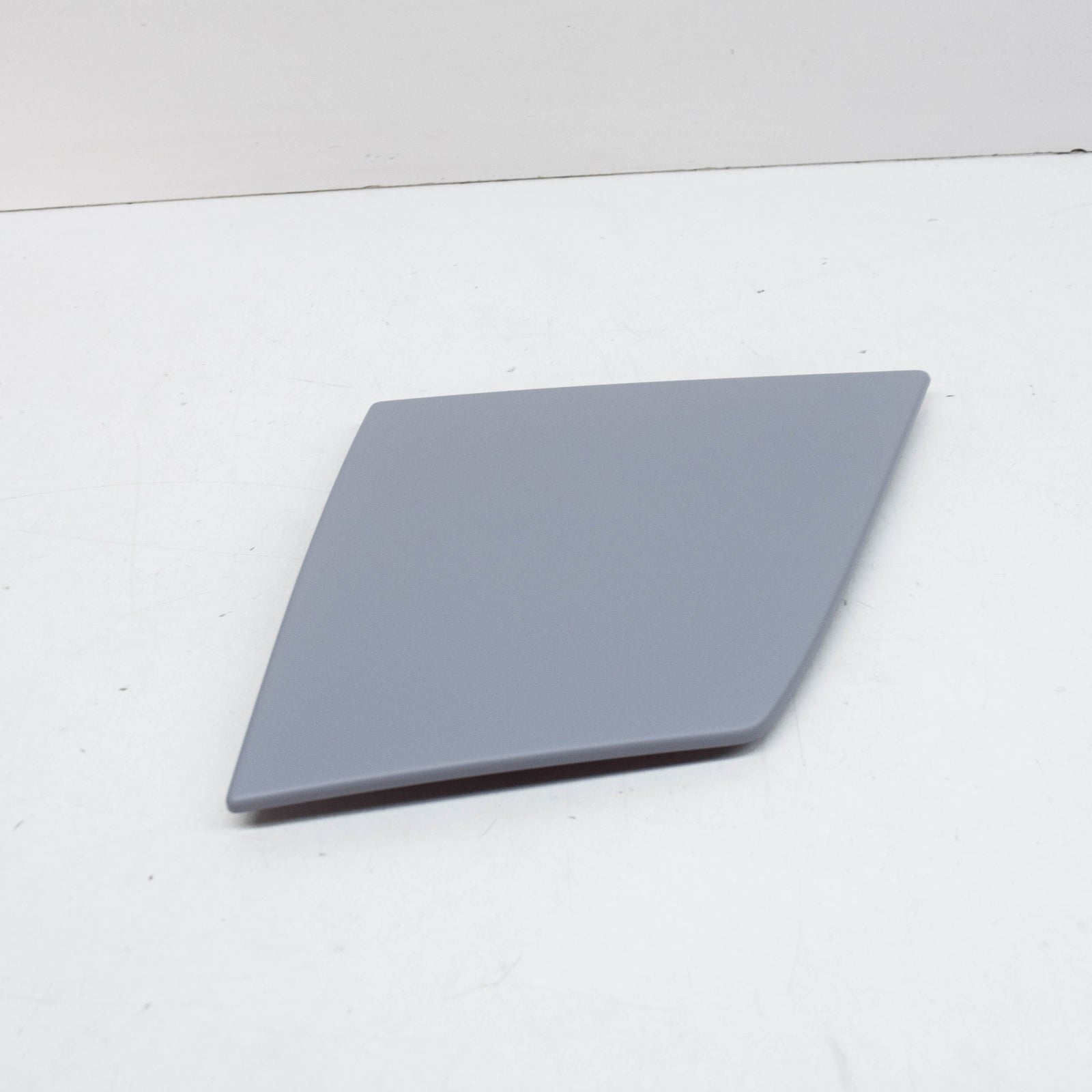 NEW MERCEDES BENZ CLK A209 FRONT LEFT HINGE COVER CAP A20975705069999 ORIGINAL