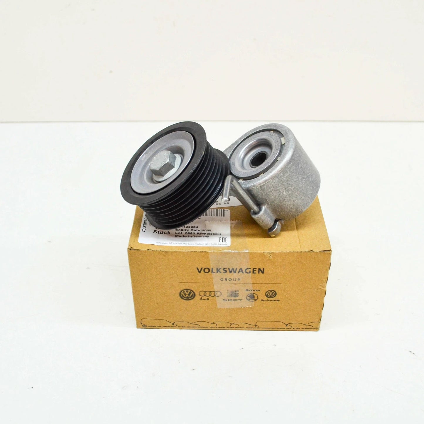 NEW AUDI A4 B8 3.0 PETROL ENGINE BELT PULLEY 06E903133AC 2014