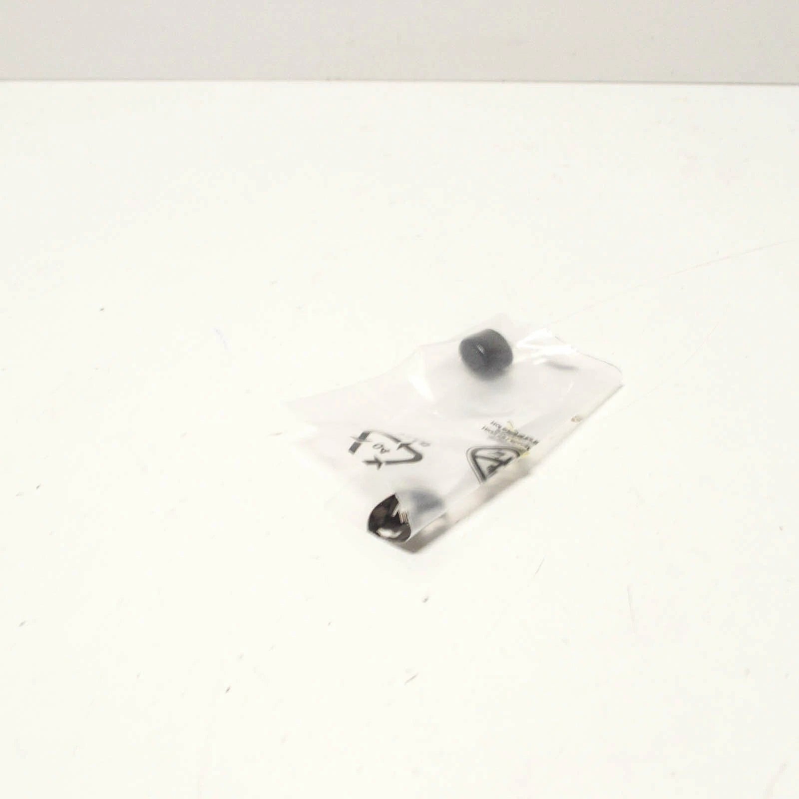 NEW VOLKSWAGEN TOURAN 1T HAND BRAKE LEVER PRESS STUD 1T0711333 ORIGINAL