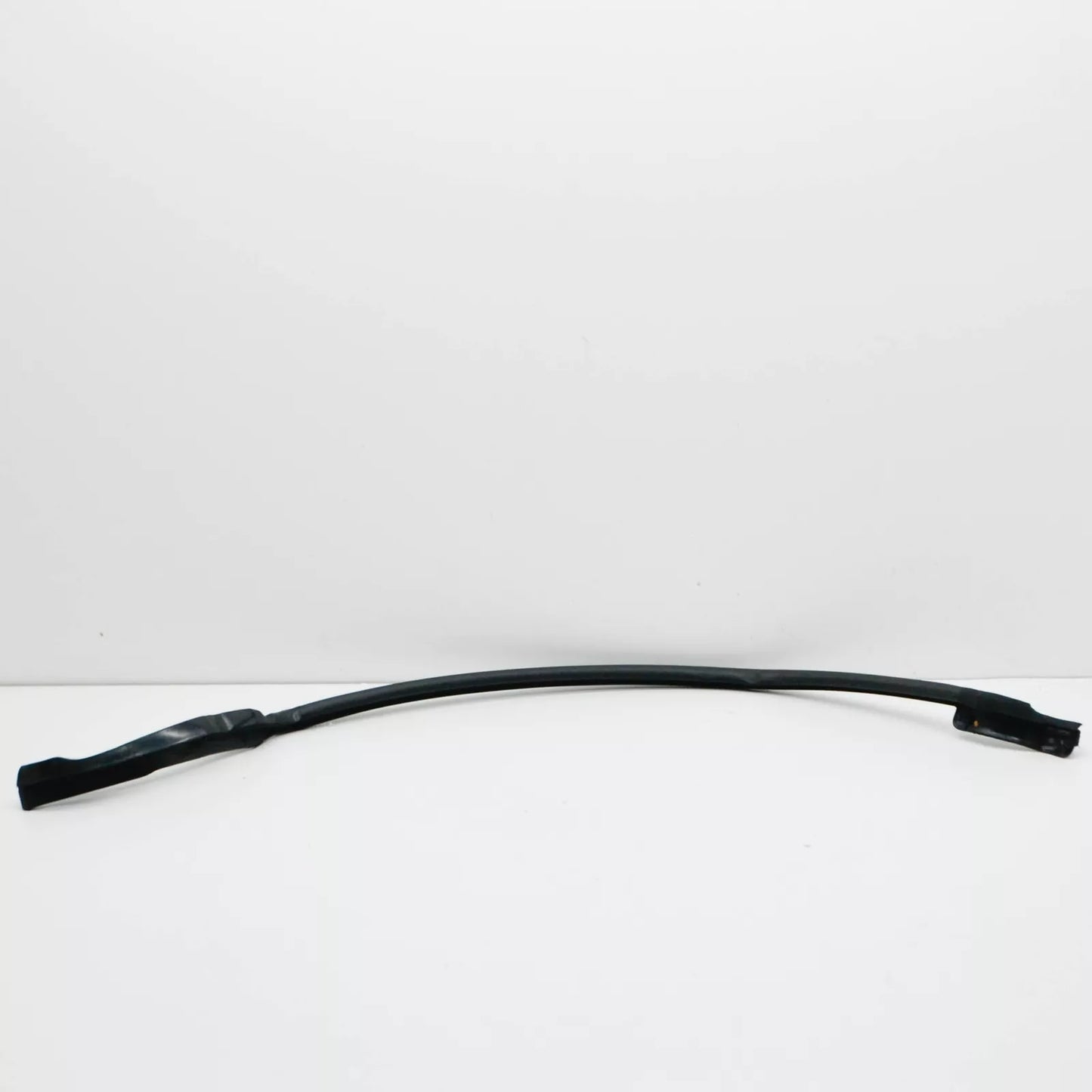 NEW AUDI Q7 4M REAR LEFT OUTER DOOR SHELL SEAL 4M0839717E