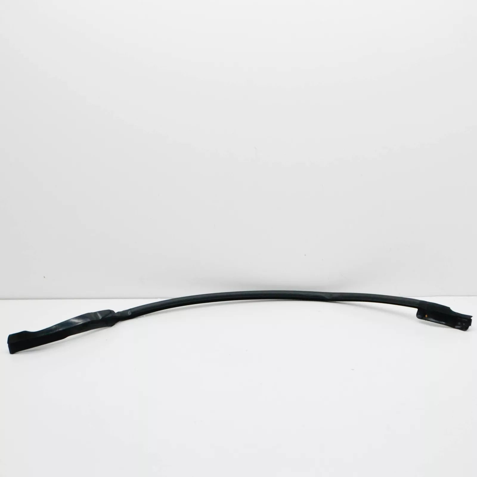 NEW AUDI Q7 4M REAR LEFT OUTER DOOR SHELL SEAL 4M0839717E