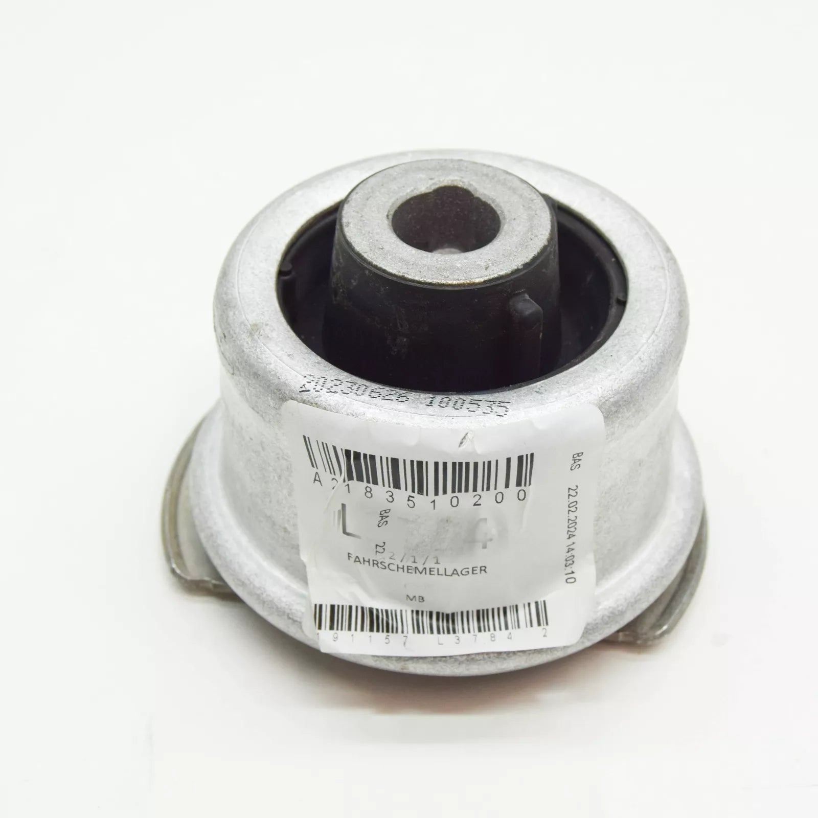 NEW MERCEDES-BENZ E W212 REAR CROSSMEMBER SUBFRAME CARRIER A2183510200 ORIGINAL