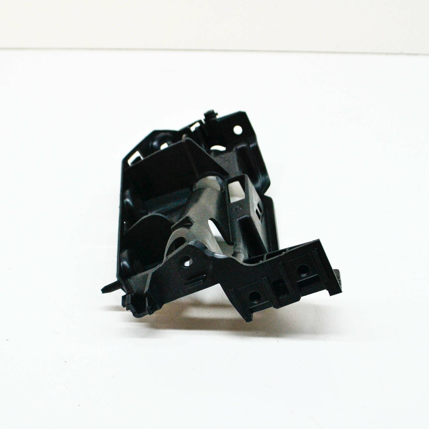 NEW AUDI Q8 SQ8 FRONT LEFT BUMPER UPPER GUIDE 4M8807283 ORIGINAL