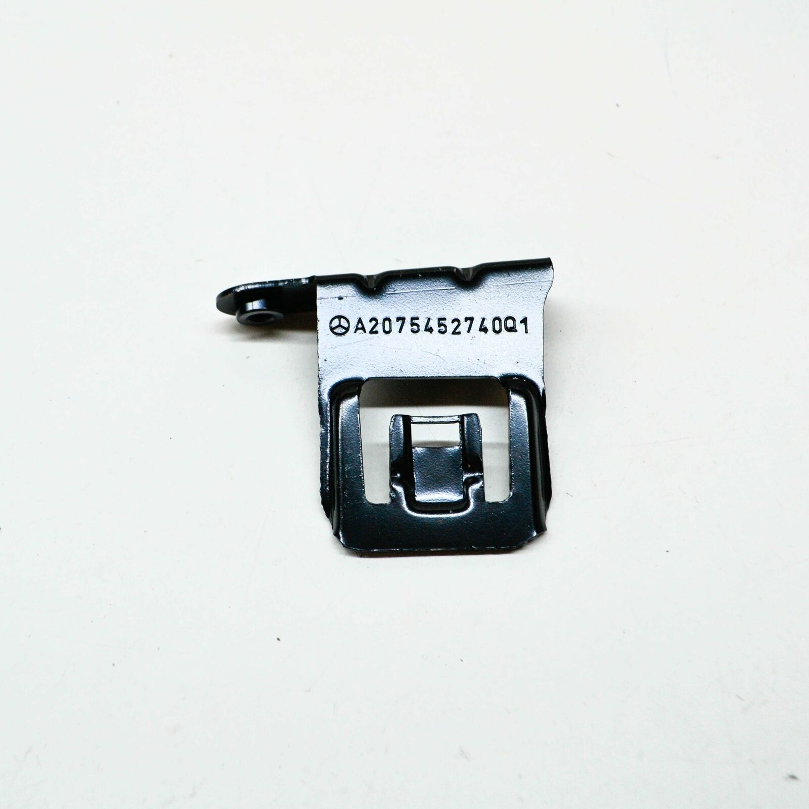 NEW MERCEDES-BENZ E COUPE C207 FRONT RIGHT FRAME BRACKET A2075452740 ORIGINAL