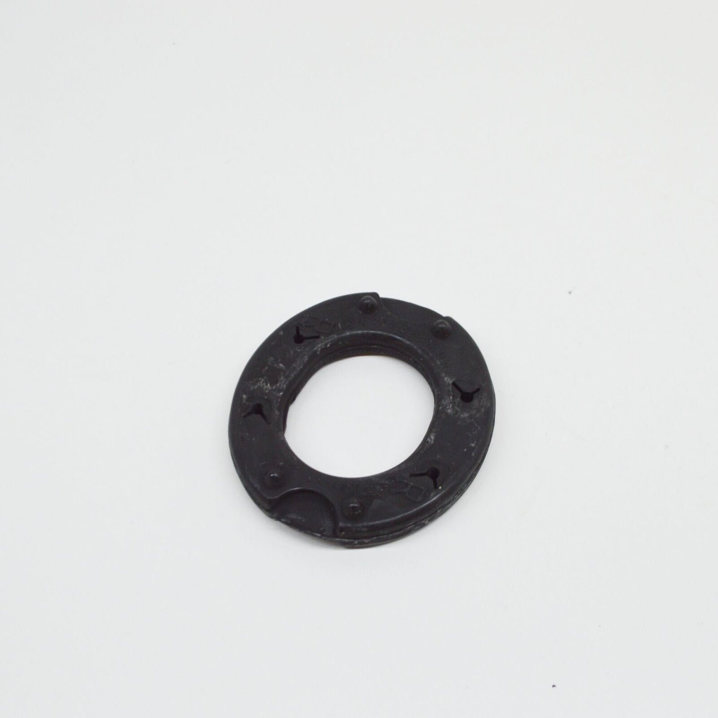 NEW MB C W203 RIGHT FRONT SUSPENSION STRUT RUBBER BUFFER A2033220444 ORIGINAL