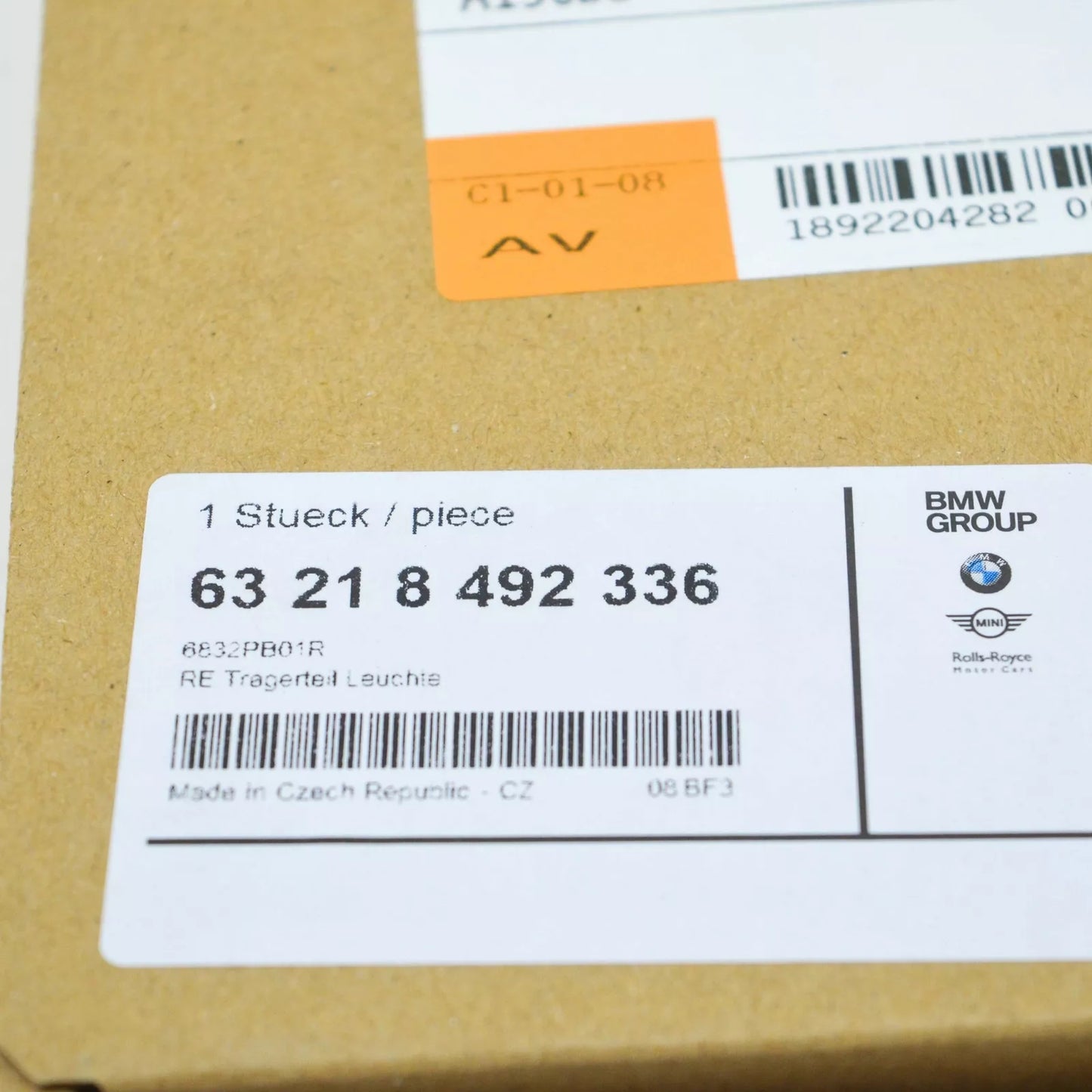 NEW BMW 7 G11 G12 REAR RIGHT TAILLIGHT FINISHER BRACKET 63218492336 ORIGINAL