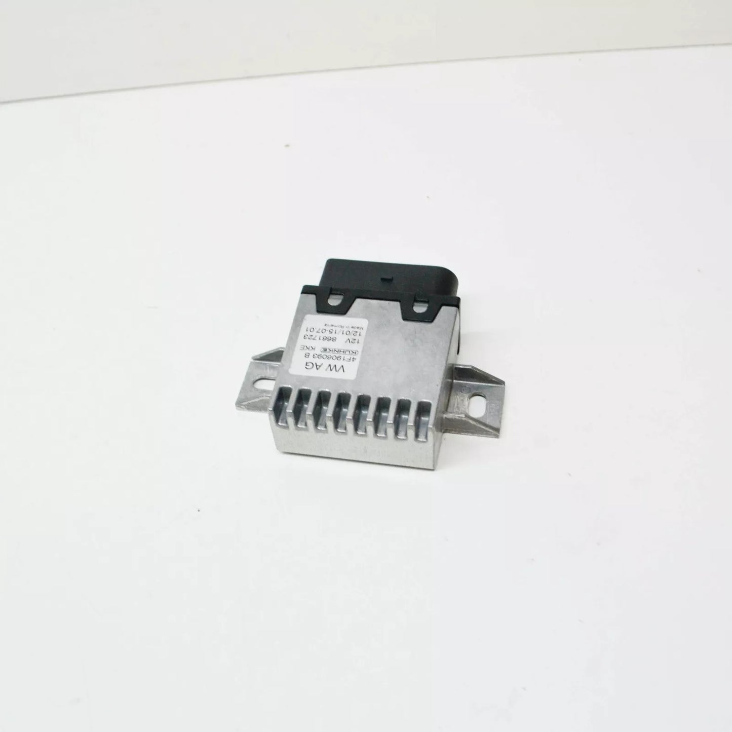 NEW AUDI Q7 4L FUEL PUMP CONTROL UNIT 4F1906093B ORIGINAL