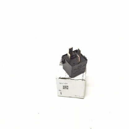 NEW MB CLA W117 RELAY A0009828023 ORIGINAL