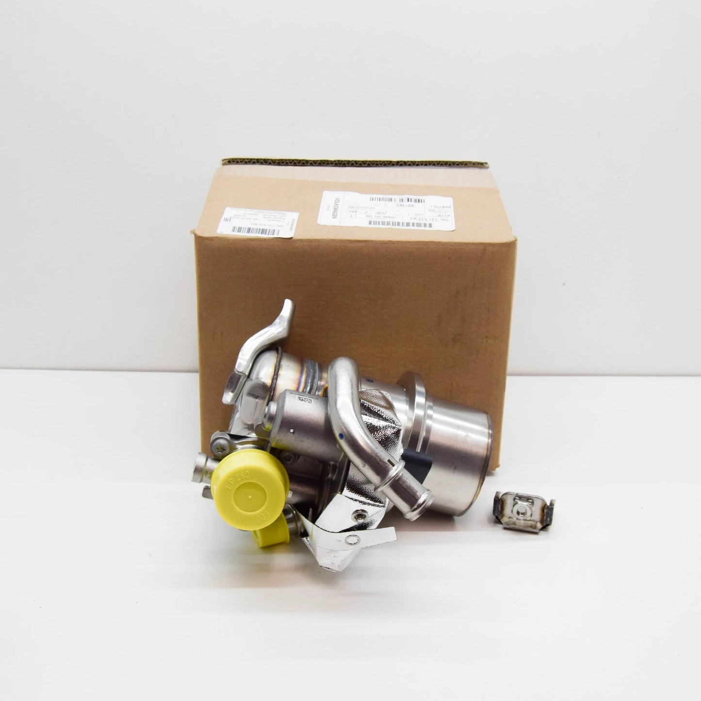 NEW AUDI Q3 F3 EGR COOLER 04L131512BQ ORIGINAL