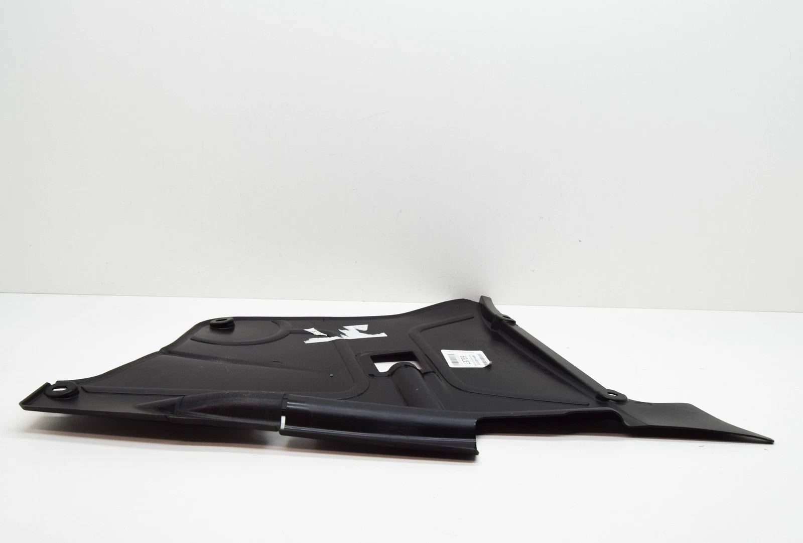 NEW MERCEDES-BENZ S-CLASS W222 RIGHT COVER A2226800207 LHD ORIGINAL