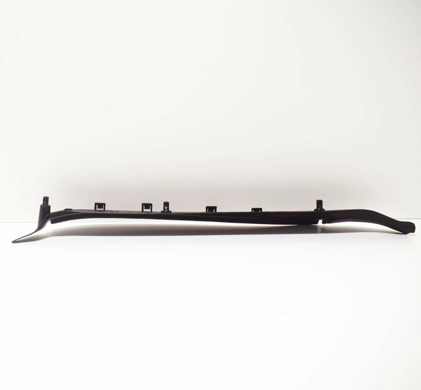 NEW VW TOUAREG MK2 7P FENDER LEFT REAR CLOSING ELEMENT 7P6821111B ORIGINAL