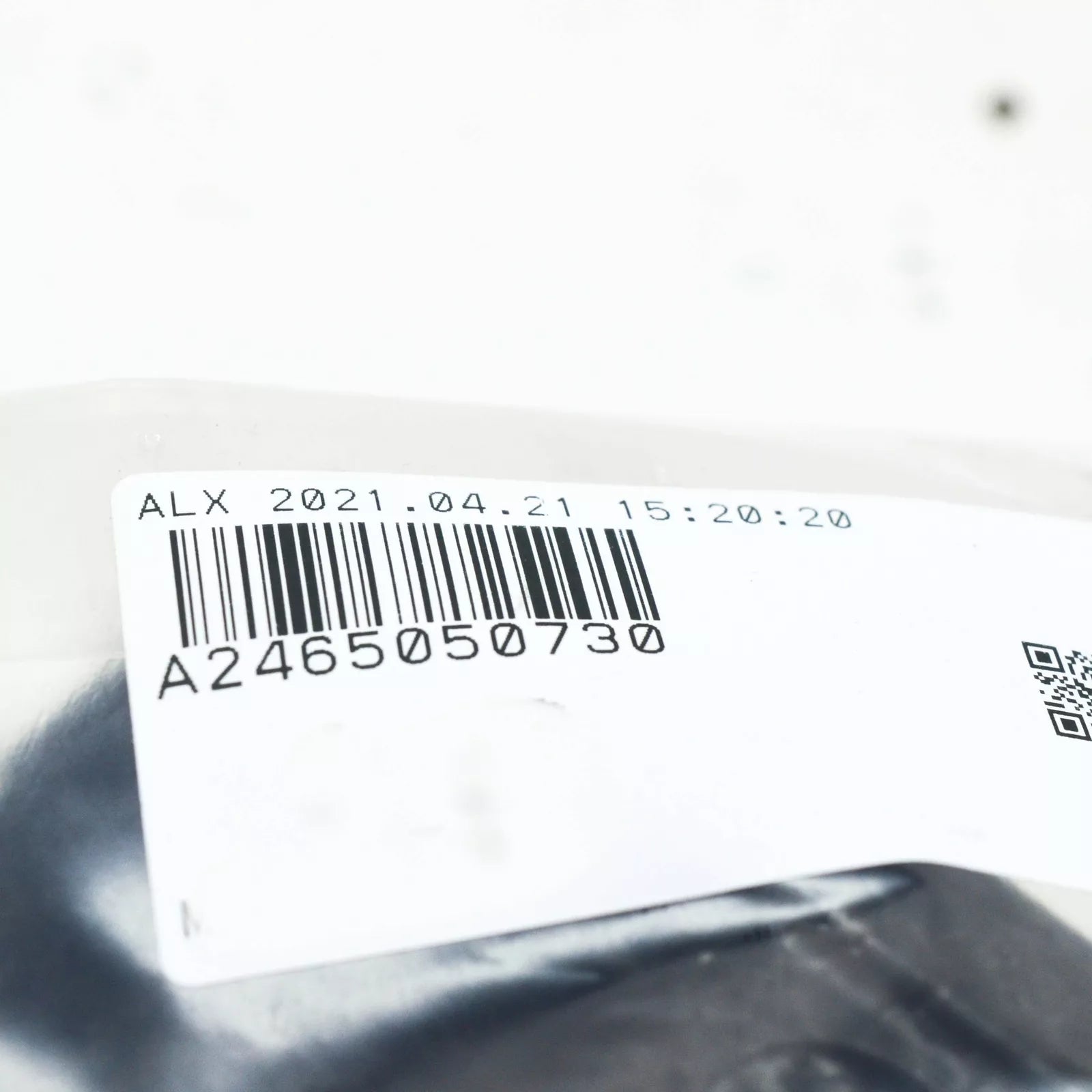 NEW MB CLA X117 FRONT LEFT SIDE RADIATOR AIR DUCT GUIDE FOAM A2465050730