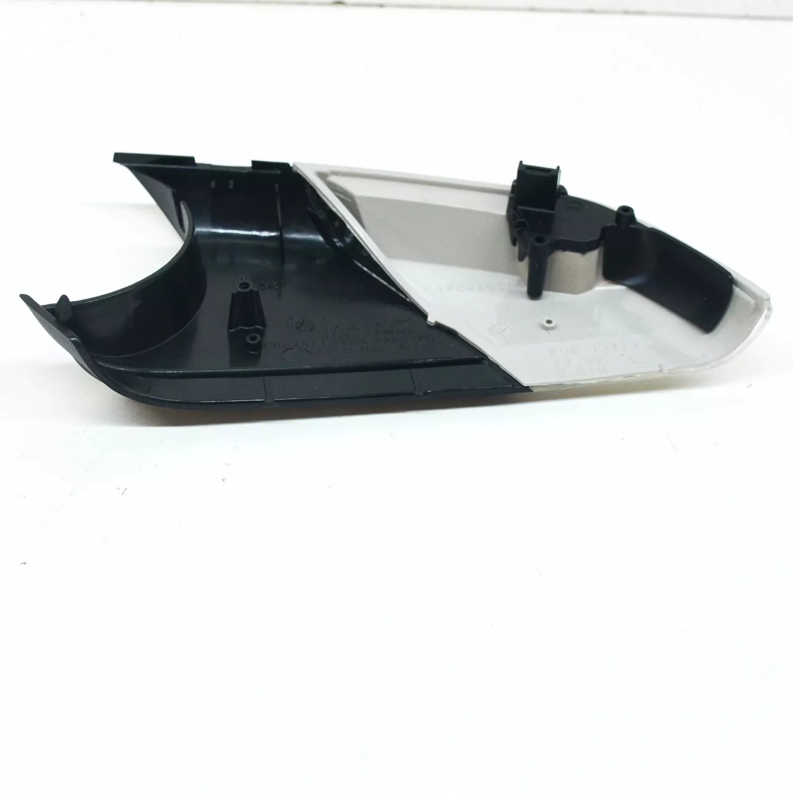 NEW VW POLO 9N MK4 FRONT RIGHT DOOR MIRROR TURN INDICATOR 1Z0949102C