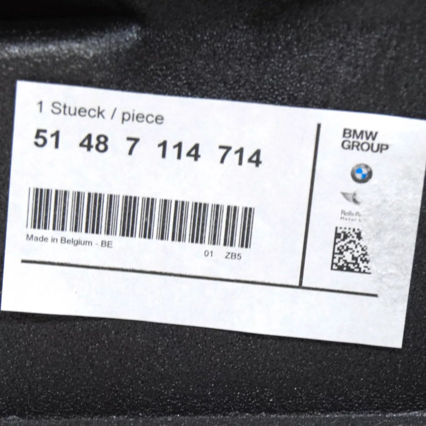 NEW BMW 3 E46 FRONT RIGHT DOOR SOUND INSULATING 51487114714 7114714 ORIGINAL