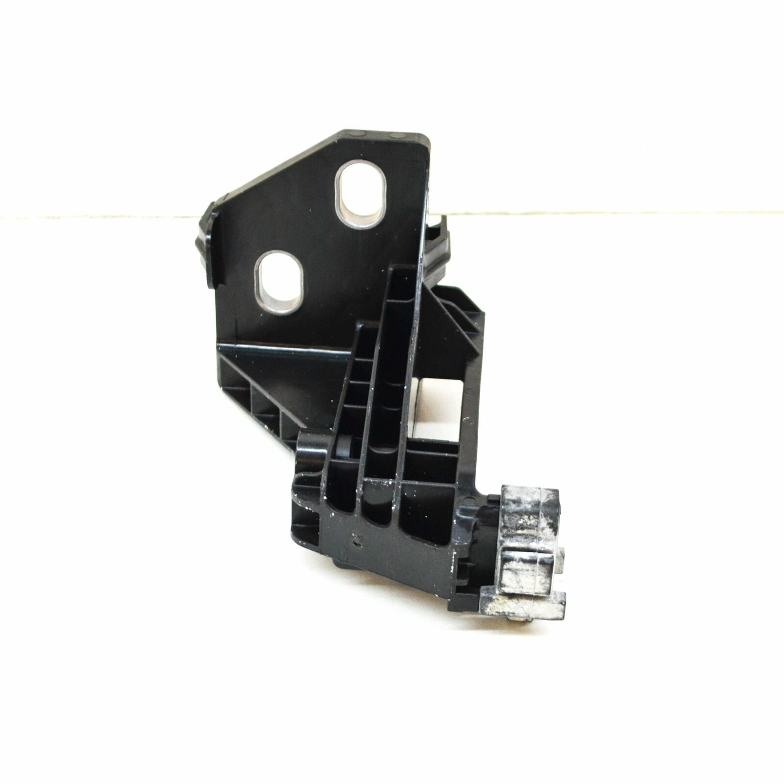 NEW MERCEDES-BENZ C W205 RIGHT RADIATOR HOLDER BRACKET A2055014420 ORIGINAL