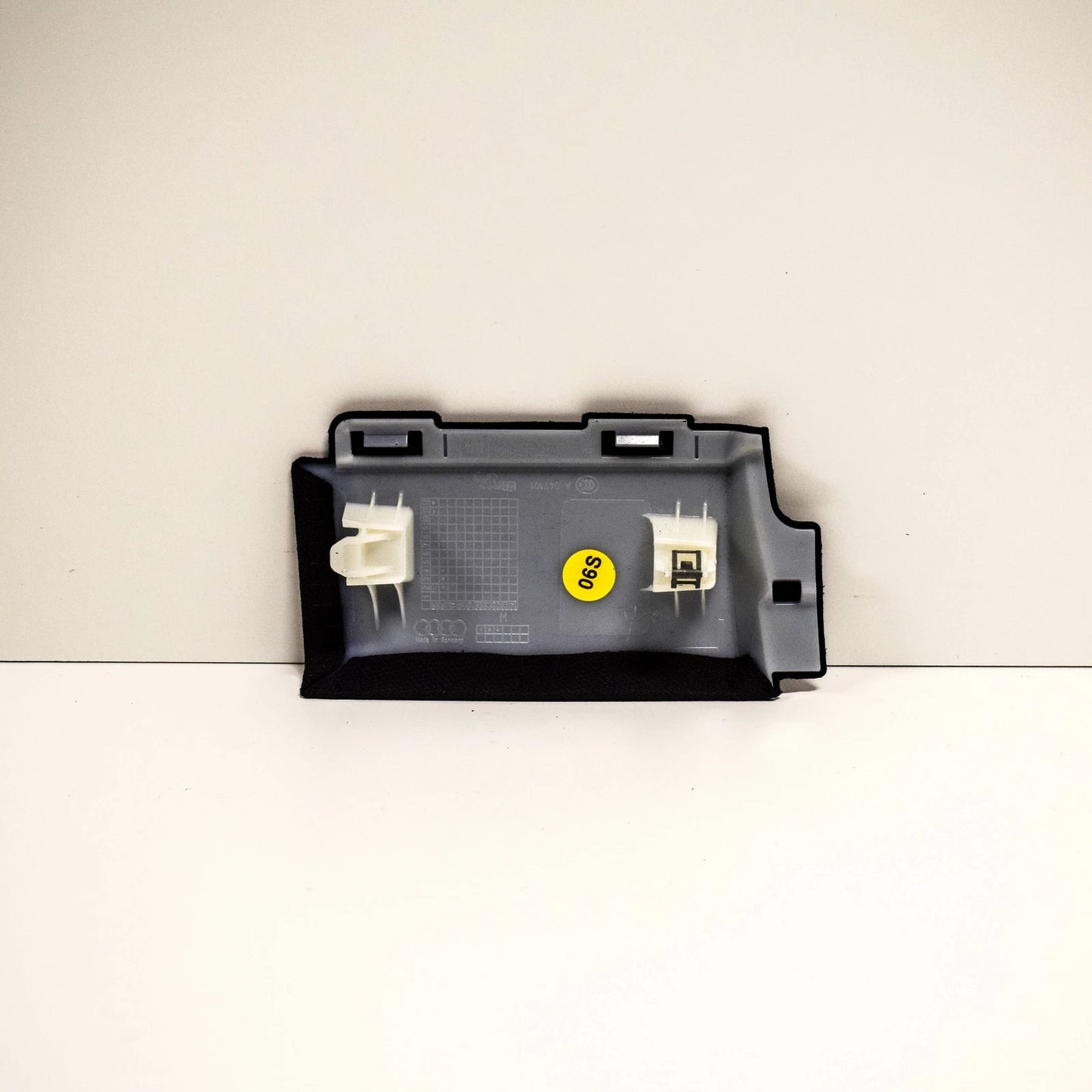 NEW AUDI A5 8W6 QUARTER PANEL LINER TRIM LEFT 8W6867295V48 ORIGINAL