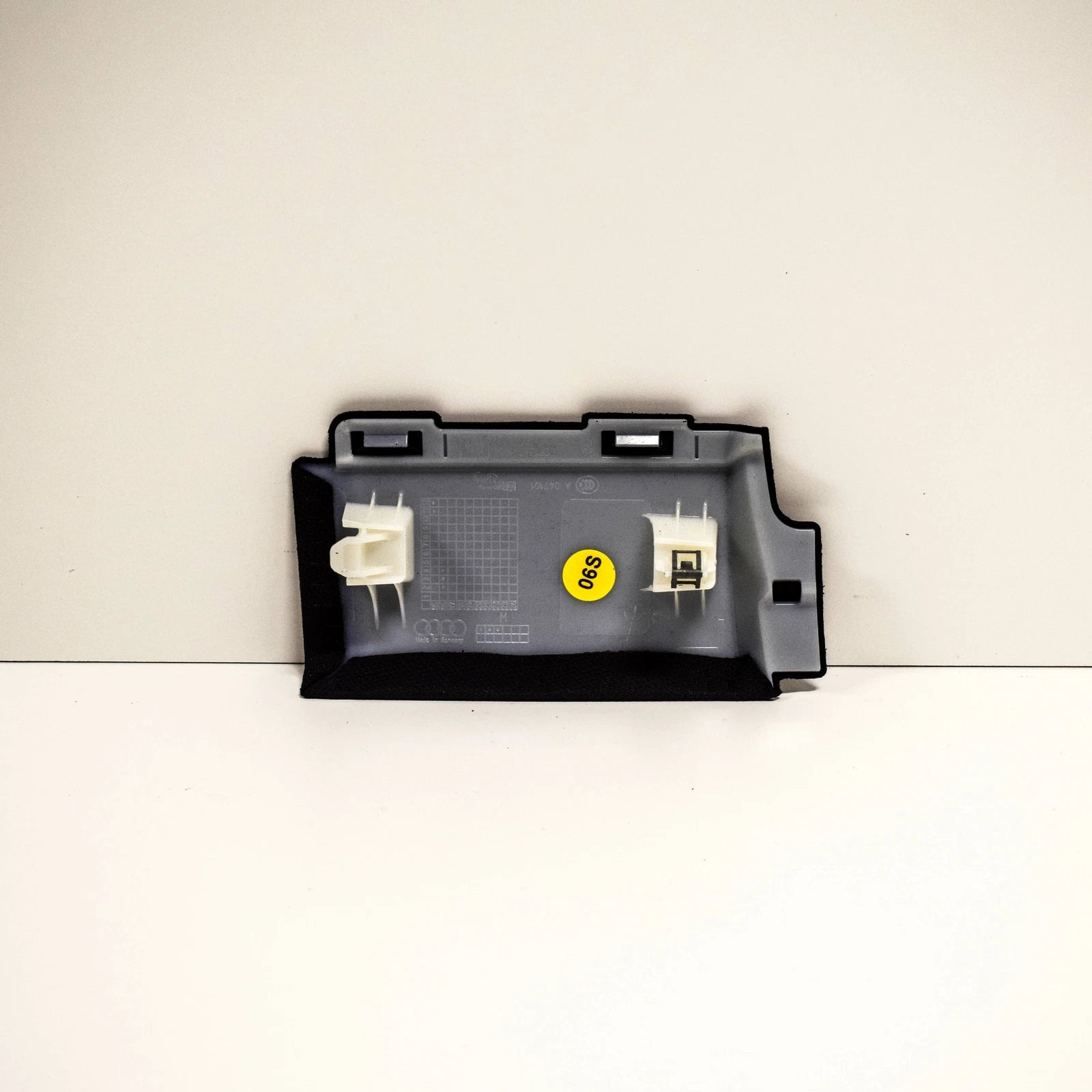 NEW AUDI A5 8W6 QUARTER PANEL LINER TRIM LEFT 8W6867295V48 ORIGINAL