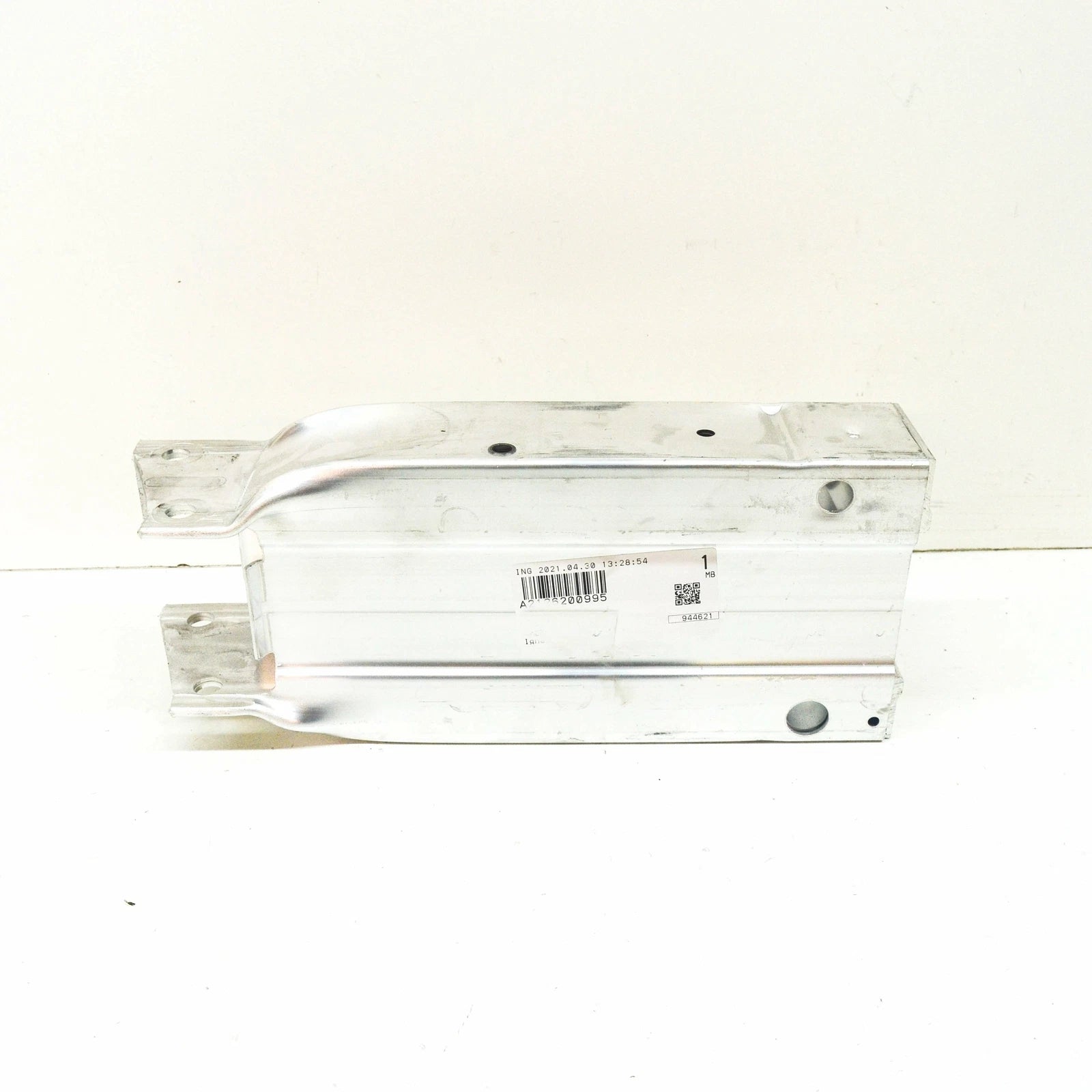 NEW MERCEDES-BENZ E-CLASS W212 FRONT BUMPER LEFT ABSORBER A2126200995