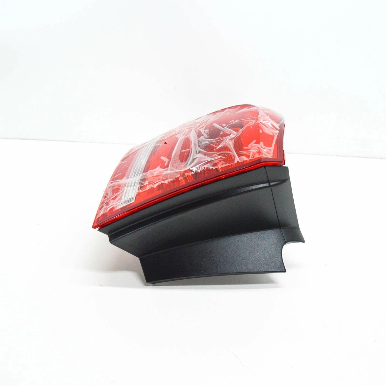 NEW VOLKSWAGEN TOUAREG 7P REAR LEFT TAIL LIGHT 7P6945095G ORIGINAL
