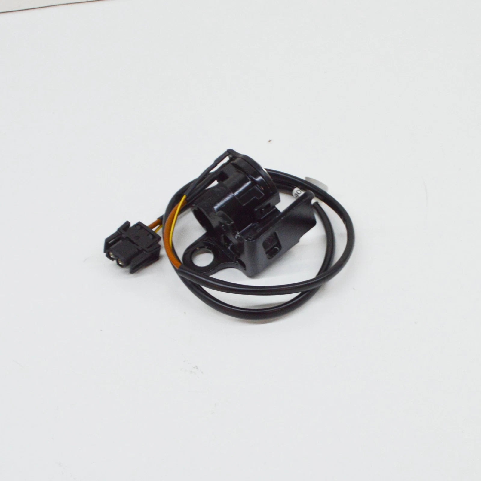 NEW BMW Z4 ROADSTER E85 LEFT HARDTOP SUPPORT 7043963 54217043963 ORIGINAL