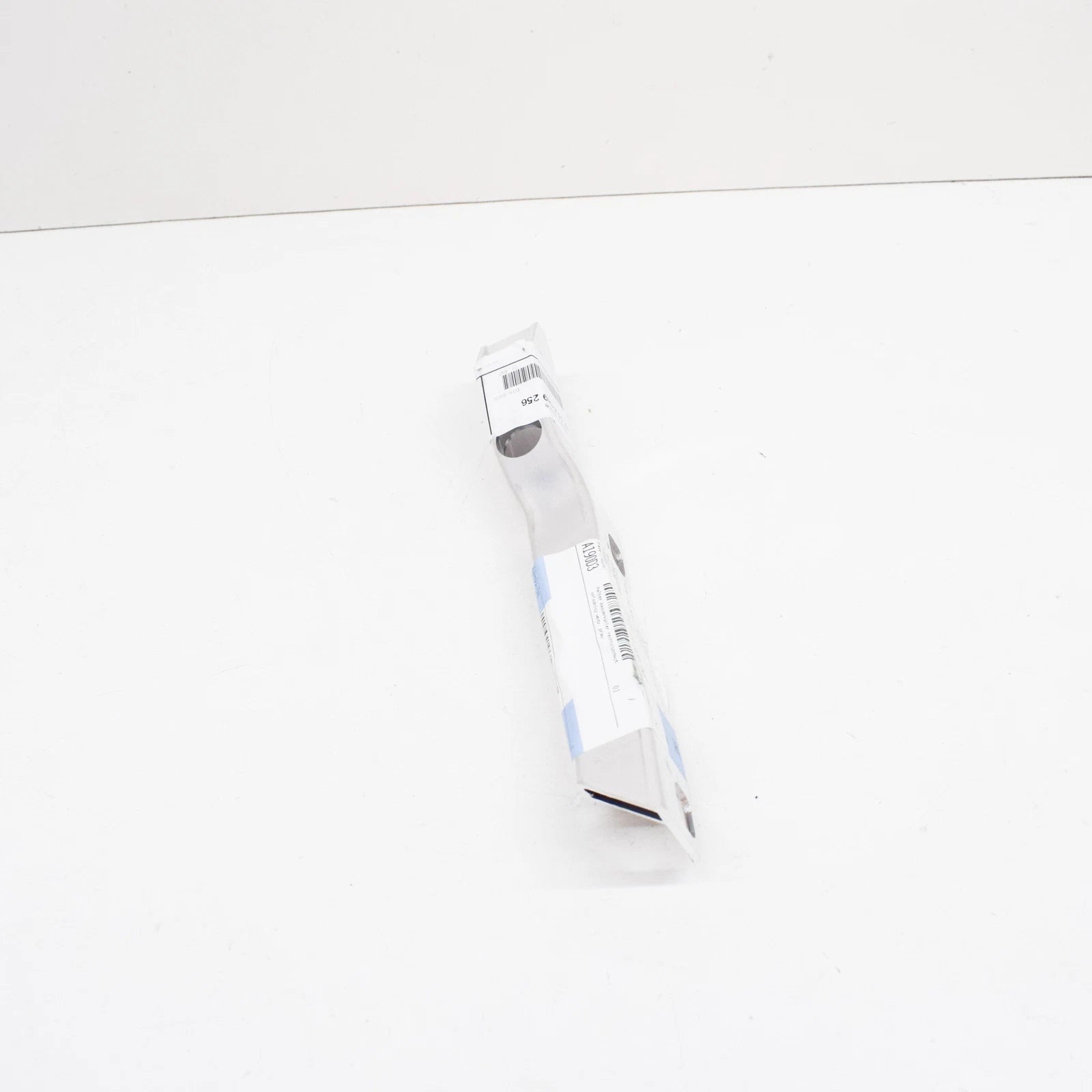 NEW BMW M5 F10 4.4I 412KW FRONT RIGHT RADIATOR BRACKET 17118049256 2012 ORIGINAL