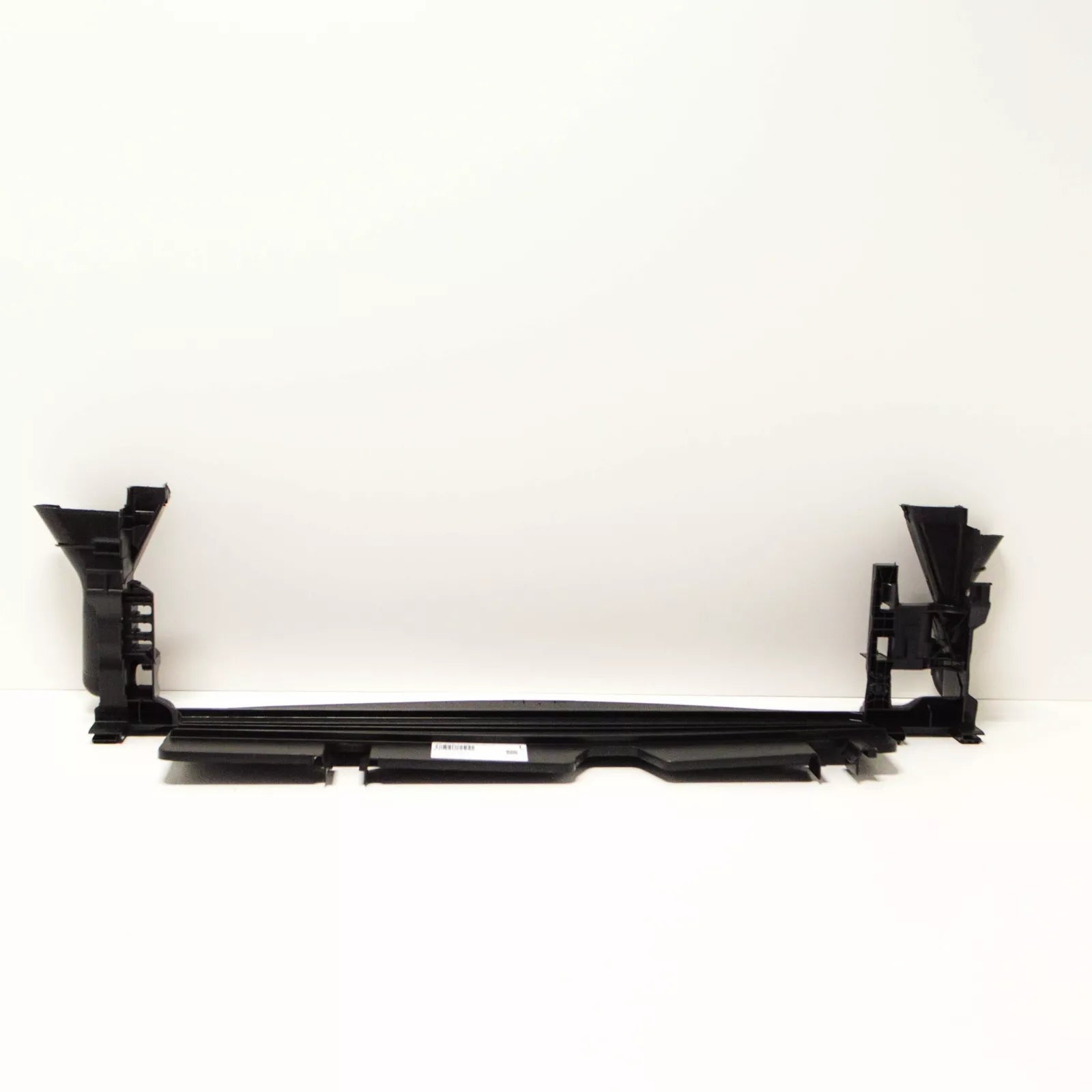 NEW MERCEDES-BENZ C-CLASS W205 AIR DUCT SEGMENT BOTTOM A2055050730 ORIGINAL