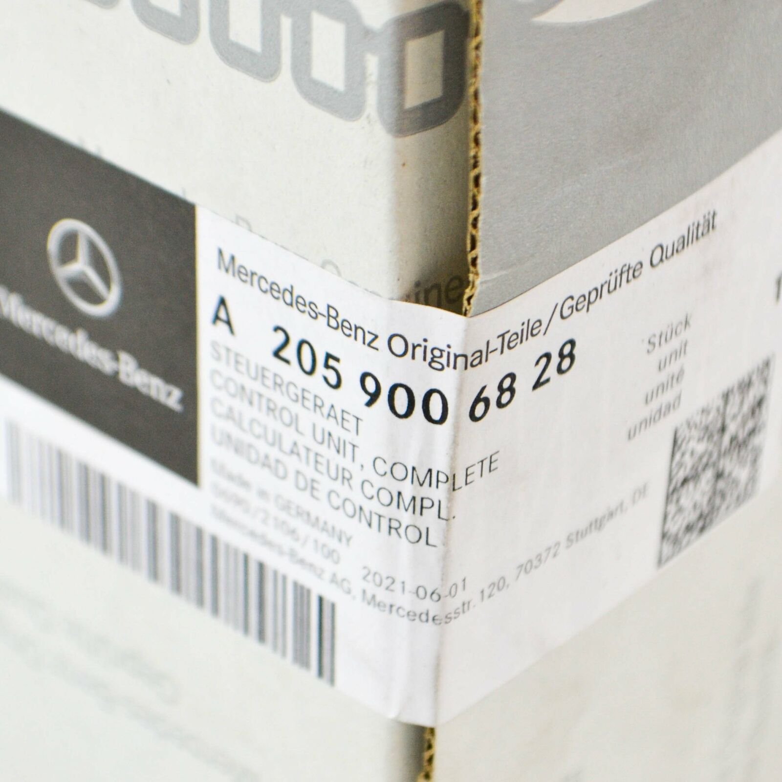 NEW MERCEDES-BENZ C W205 TOW HOOK CONTROL UNIT A2059006828 ORIGINAL