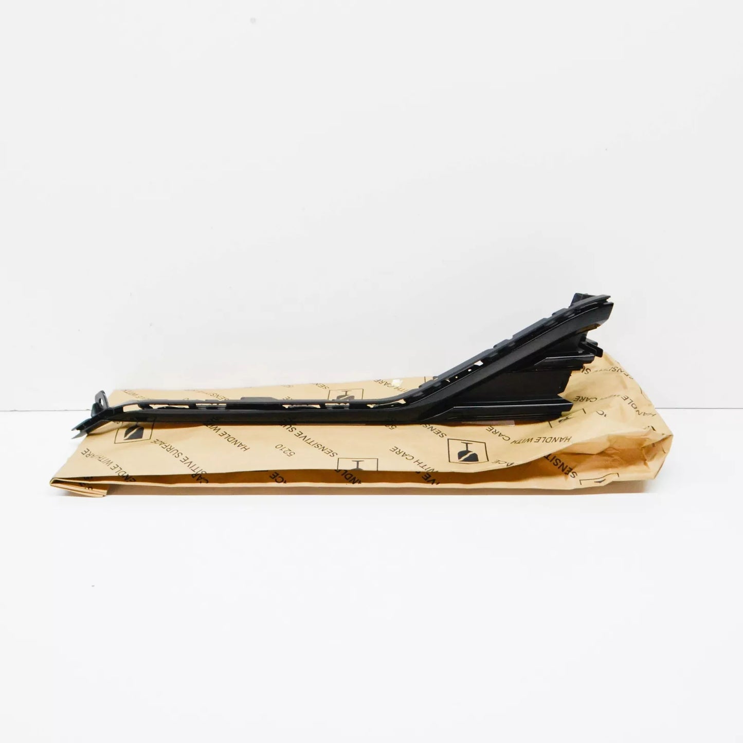 NEW VW TOUAREG CR FRONT LEFT BUMPER PROTECTIVE GRILLE 760853597BBUS