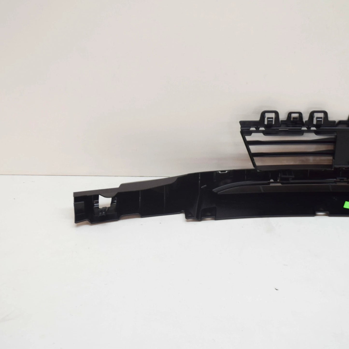 NEW BMW 3 F31 FRONT BUMPER LOWER GRILLE 51117386153 7386153 2016 ORIGINAL