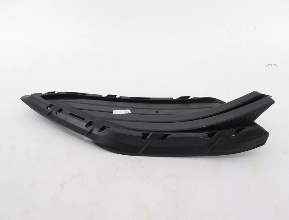NEW VOLKSWAGEN JETTA A7 MK7 FRONT RIGHT BUMPER GRILLE 17A8536669B9