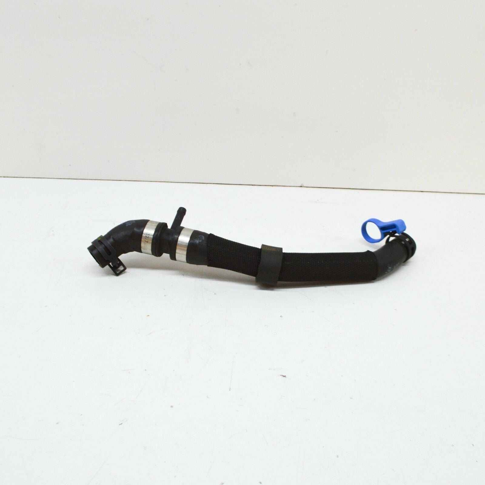 NEW MERCEDES-BENZ E W213 ENGINE COOLING WATER PIPE A2138309904 ORIGINAL