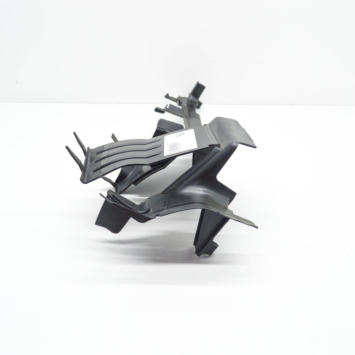 NEW VOLKSWAGEN GOLF MK7 5G RIGHT RADIATOR SUPPORT AIR BAFFLE 5G0121284J ORIGINAL