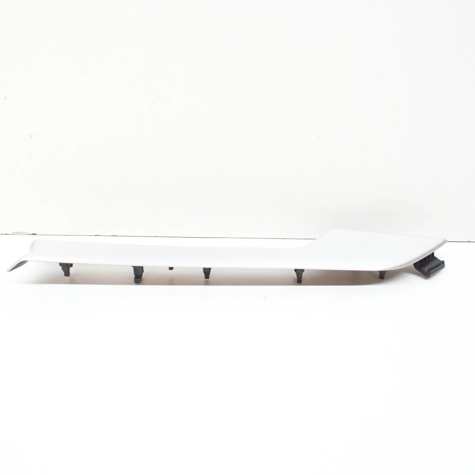 NEW AUDI A4 B9 FRONT RIGHT DOOR PANEL TRIM INSERT 8W0867410P1NK ORIGINAL