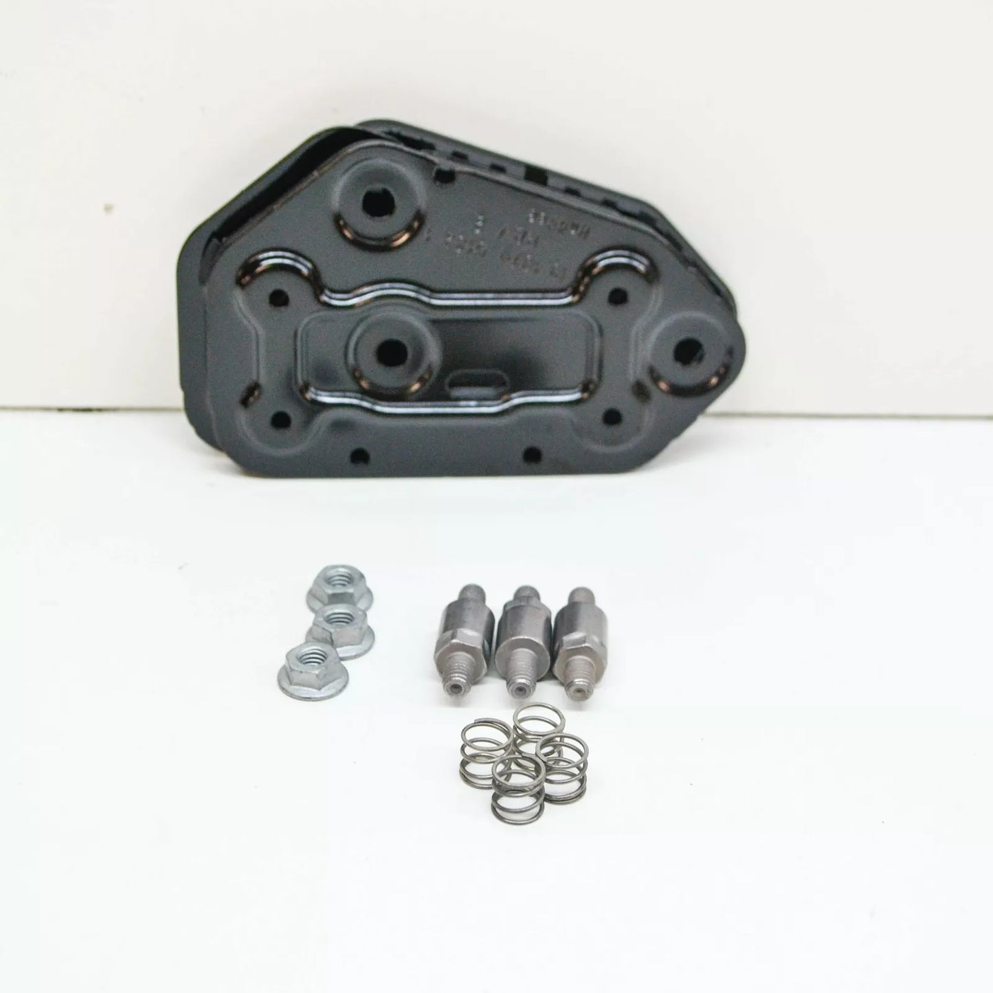 NEW MB GLE W167 AIR SUSPENSION COMPRESSOR INSULATOR KIT A0993230300 ORIGINAL