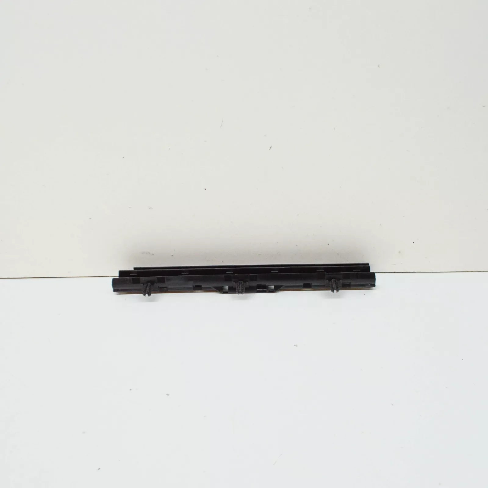 NEW BMW 5 G30 FRONT WIRING HARNESS CABEL DUCT 61136837365 6837365 ORIGINAL