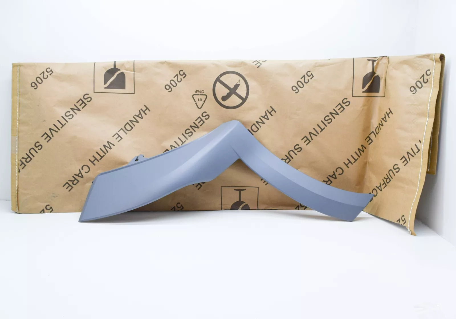 NEW AUDI A6 C8 FRONT RIGHT BUMPER SPOILER 4K0807062 GRU 4K0807062GRU ORIGINAL