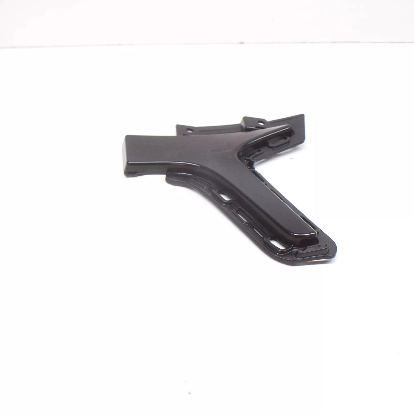 NEW AUDI A6 C8 FRONT BUMPER LEFT LOWER STRIKER PLATE 4K08076299B9 ORIGINAL