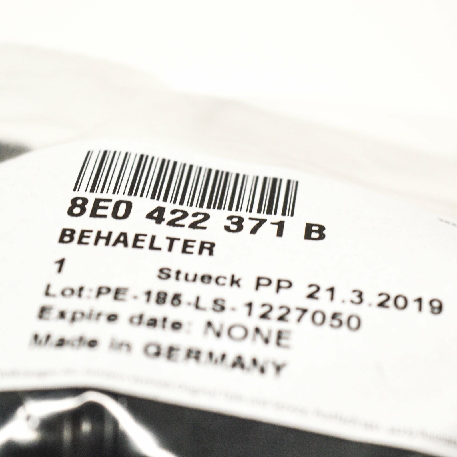 NEW AUDI A4 B6 POWER STEERING RESERVOIR 8E0422371B ORIGINAL