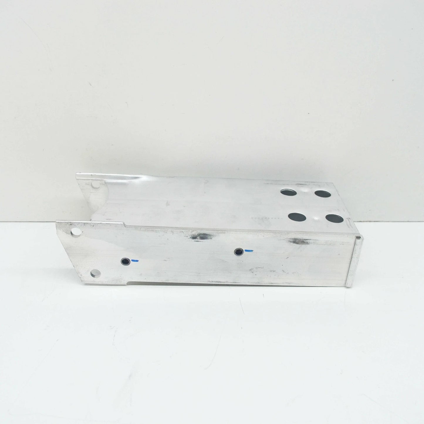 NEW MB SL R231 FRONT LEFT BUMPER IMPACT BRACKET A2316200195 ORIGINAL