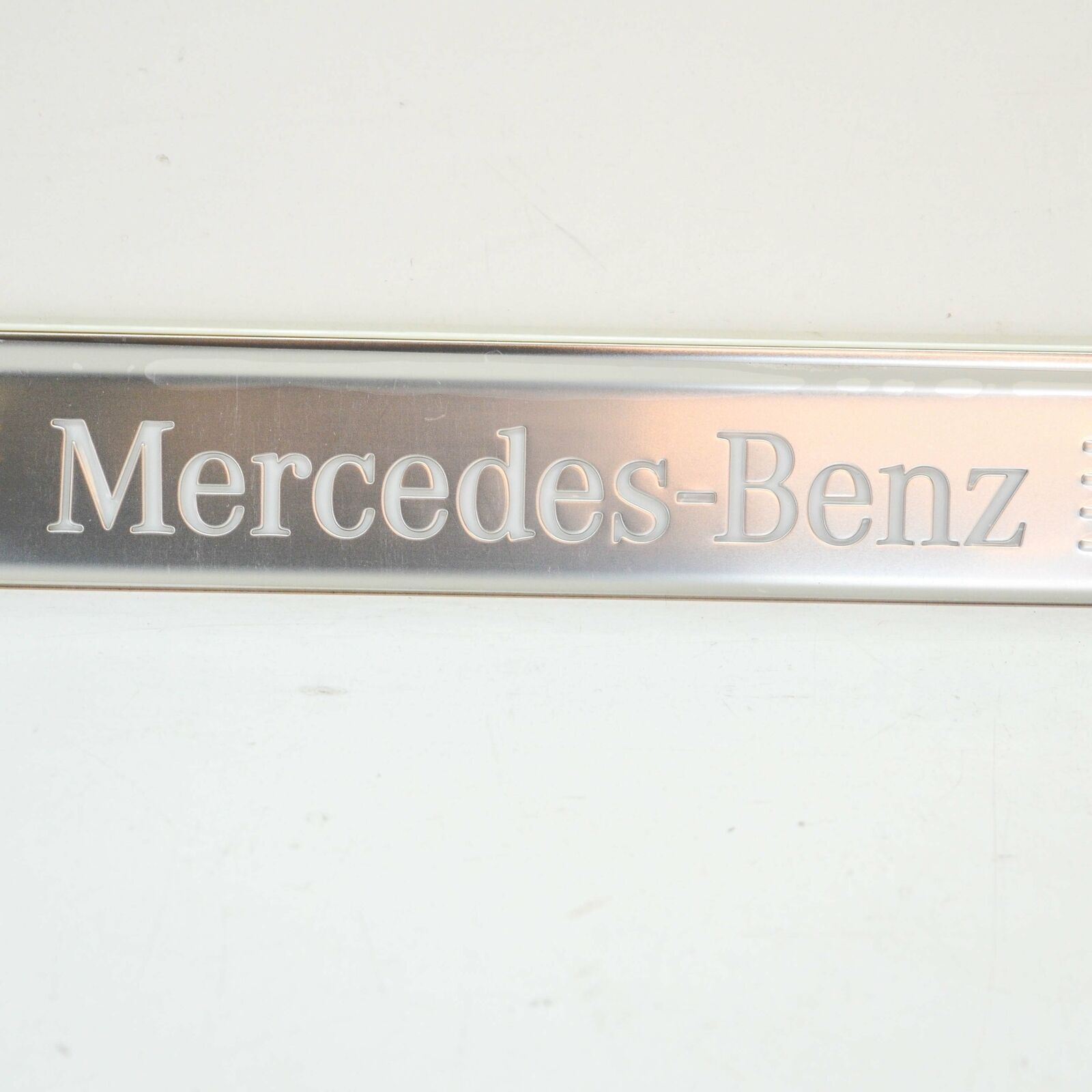 NEW MERCEDES-BENZ S W222 REAR RIGHT INTERIOR STEP TRIM A2226803735 ORIGINAL