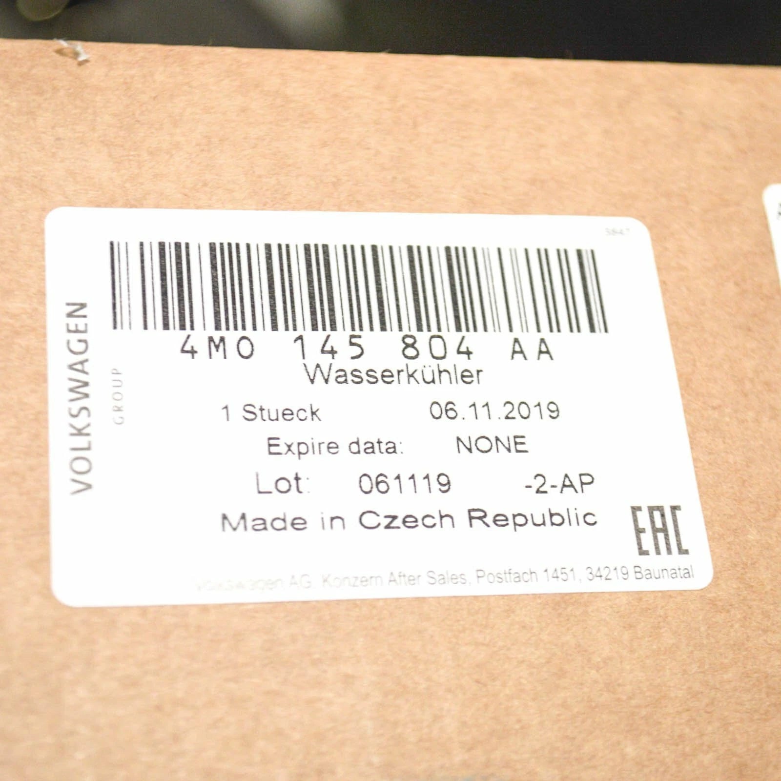 NEW AUDI Q7 4M MK2 AUXILIARY RADIATOR 4M0145804AA ORIGINAL