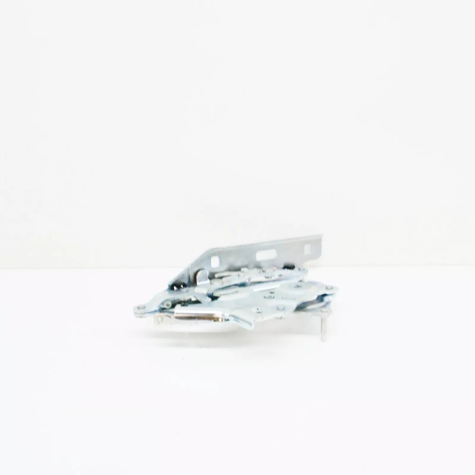 NEW AUDI A4 B9 ENGINE HOOD LEFT HINGE 8W0823301E