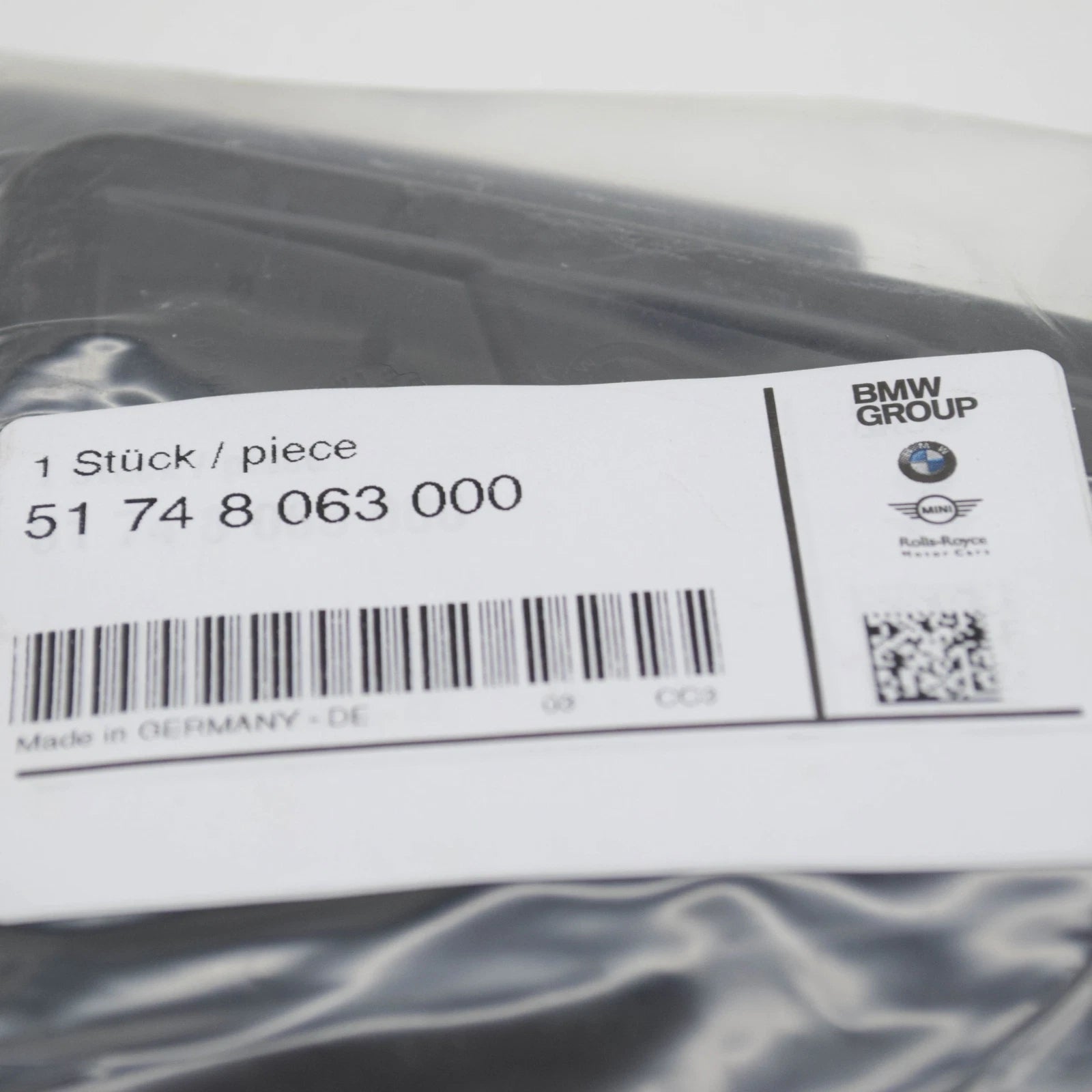 NEW BMW X1 F48 M SPORT FRONT BUMPER RIGHT CENTER GRILL CORNER 8063000 ORIGINAL