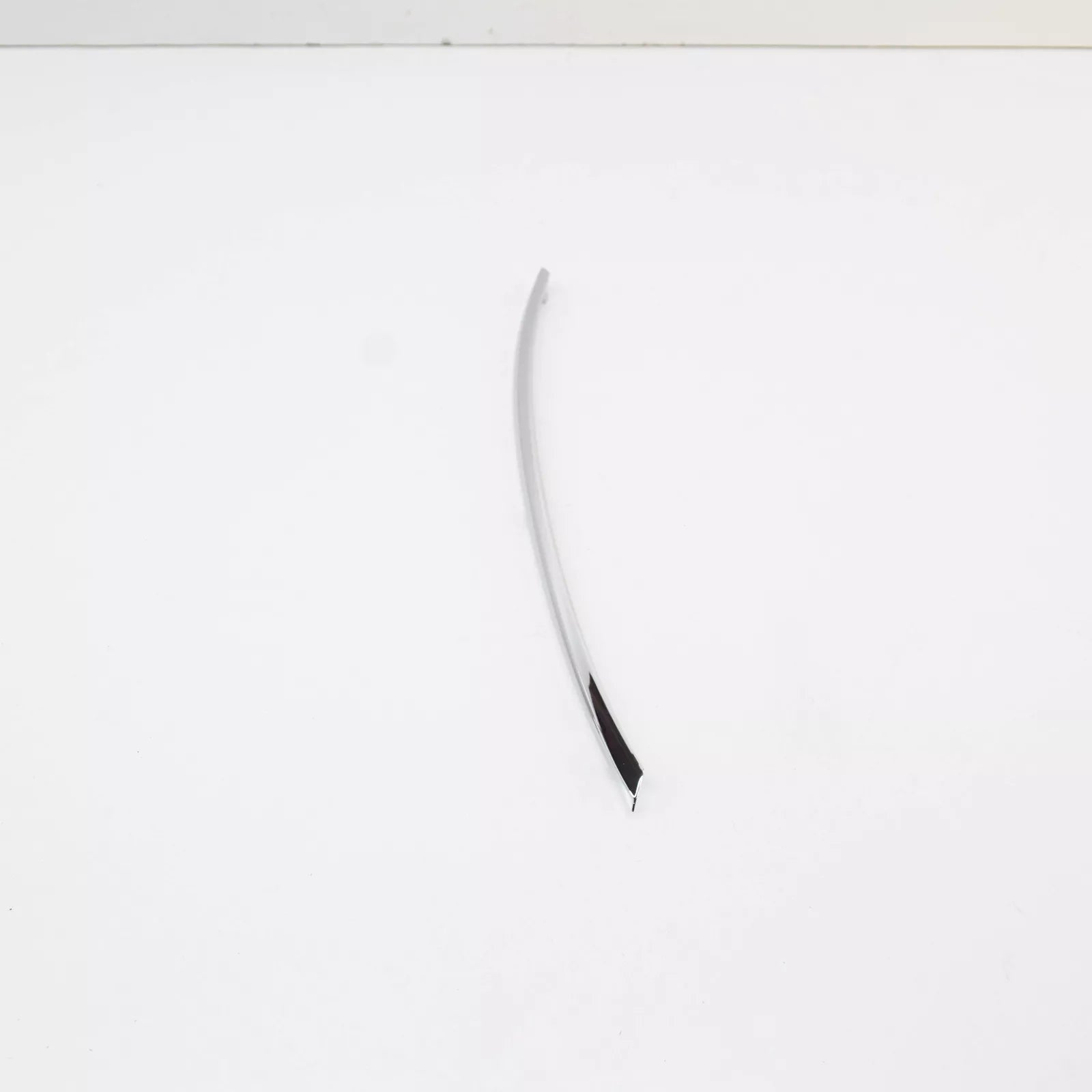 NEW BMW 7 G11 FRONT RIGHT OUTSIDE DOOR HANDLE TRIM 51215A06744 5A06744 ORIGINAL