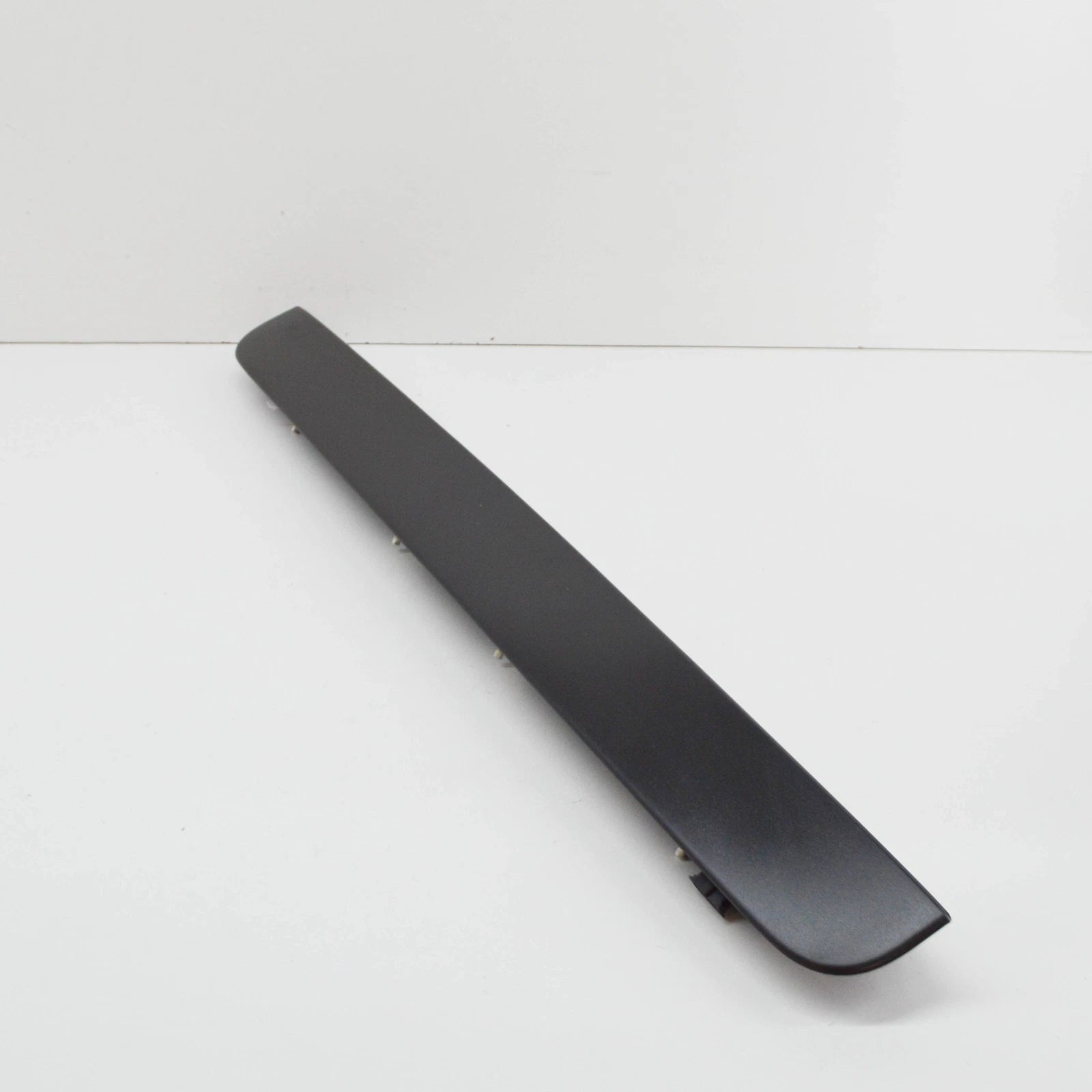 NEW VW TRANSPORTER T5 REAR LICENSE PLATE LIGHT STRIP 7E0827329F9B9 ORIGINAL