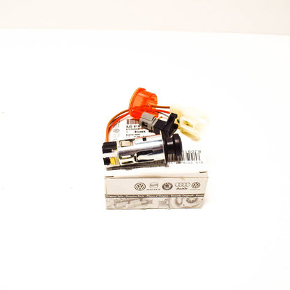 NEW AUDI TT 8J CIGARETTE LIGHTER SOCKET 8J0919303A ORIGINAL